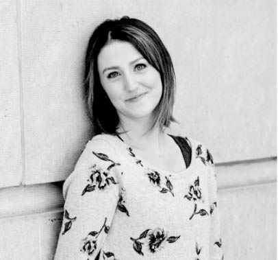 Amanda Moser Author Brand Photo